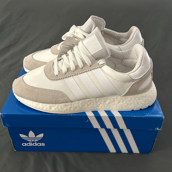 Rare! Adidas i-5923 white/white/white. Brand new. - Picture 2 of 6